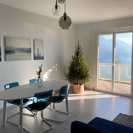 Happy Guest - Blue Riva di Solto