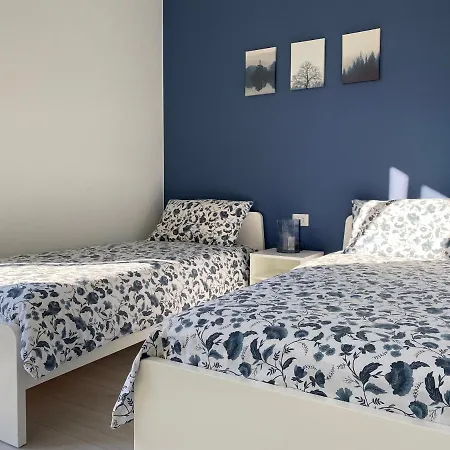 Happy Guest - Blue