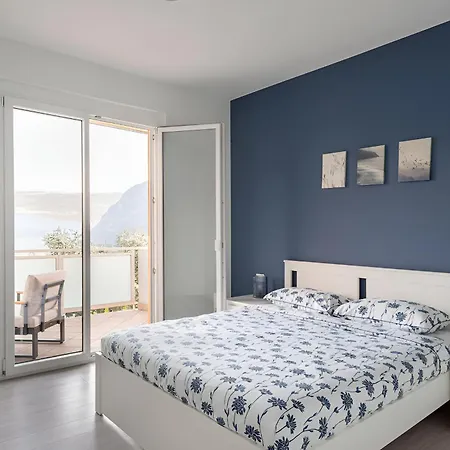 Apartment Happy Guest - Blue Riva di Solto